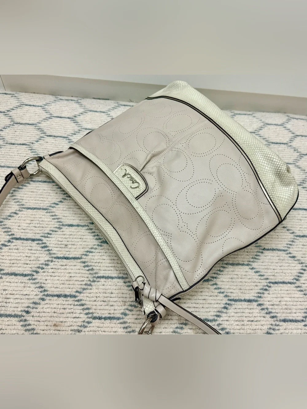 COACH Vintage Y2K Ivory Park Perforated & Snakeskin Embossed Leather Hobo Bag